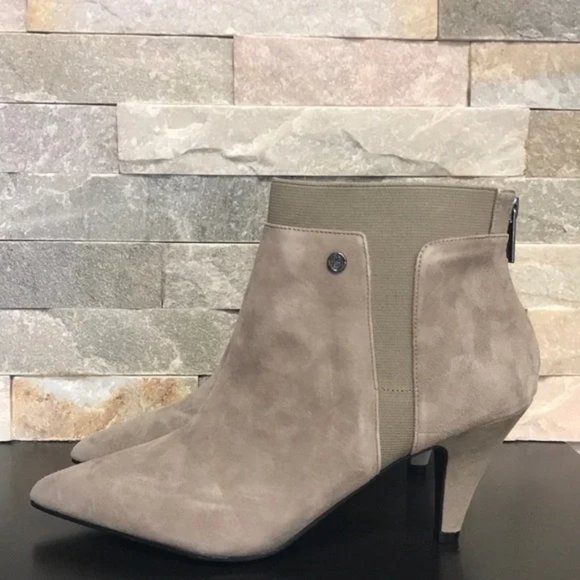 Bandolino Bari Pointy Toe Booties - Picture 4 of 7